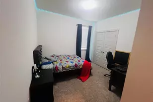 94 Barton Creek Ln, Hutto, TX 78634 - Photo 32