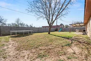 1611 Brazos Ave, Rockdale, TX 76567 - Photo 22