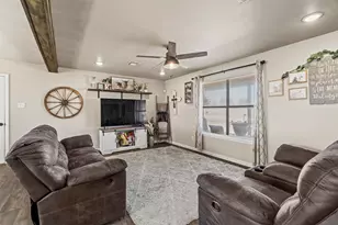 1611 Brazos Ave, Rockdale, TX 76567 - Photo 6