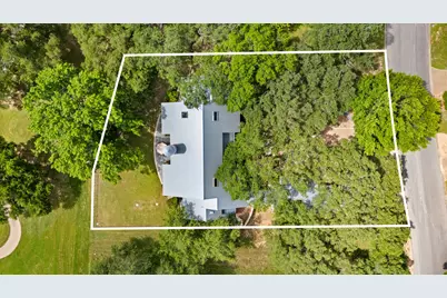 27033 Masters Parkway, Spicewood, TX 78669 - Photo 34