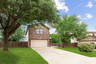 310 Myrtle St, Kyle, TX 78640 - Photo 2