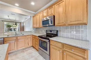 112 Camp Dr, Georgetown, TX 78633 - Photo 12