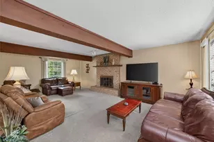 12901 Sherbourne St, Austin, TX 78729 - Photo 6