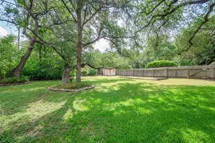 12901 Sherbourne St, Austin, TX 78729 - Photo 34