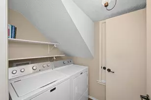 12901 Sherbourne St, Austin, TX 78729 - Photo 16