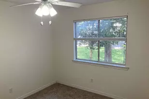 3013 Parker Dr, Georgetown, TX 78628 - Photo 22