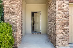 1016 Wolcott Dr, Leander, TX 78641 - Photo 4