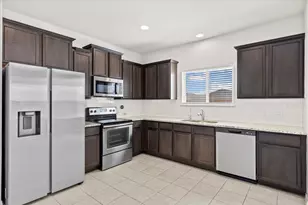 243 Driftwood Ln, Bastrop, TX 78602 - Photo 6