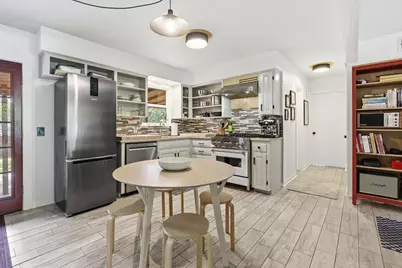 8801 Redfield Lane, Austin, TX 78758 - Photo 14