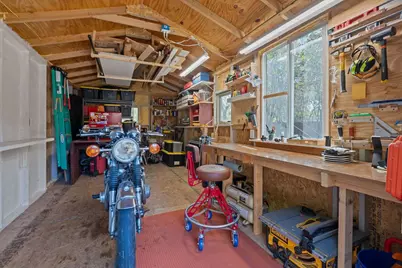 8801 Redfield Lane, Austin, TX 78758 - Photo 30