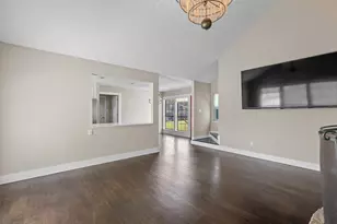 1106 San Augustine Dr, Austin, TX 78733 - Photo 6