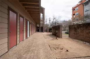 2210 Pearl St, Austin, TX 78705 - Photo 16