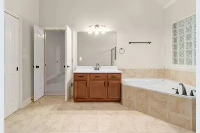11405 Larue Belle Lane, Austin, TX 78739 - Photo 8
