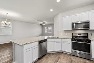 453 Apache Plum Dr, Kyle, TX 78640 - Photo 6