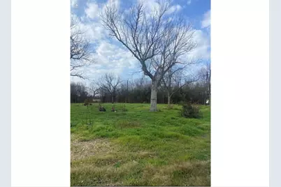 710 Hosack Street, Taylor, TX 76574 - Photo 4