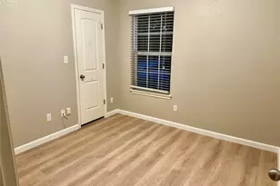 207 Dragon Ridge Rd, Buda, TX 78610 - Photo 6