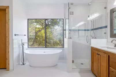 313 Kendall Road, Spicewood, TX 78669 - Photo 14