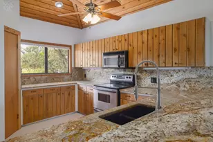 313 Kendall Rd, Spicewood, TX 78669 - Photo 8