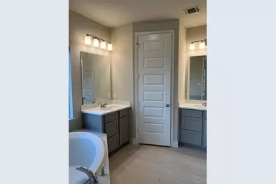 15707 Autumn Sun Court Drive, Conroe, TX 77302 - Photo 12