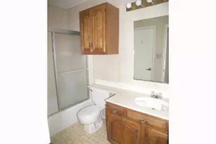 203 E 31st St, Austin, TX 78705 - Photo 8