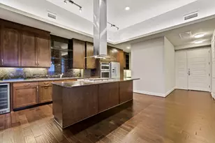 214 Barton Springs Rd, Austin, TX 78704 - Photo 14