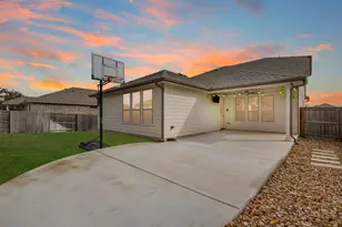 104 Scenic Hills Cir, Georgetown, TX 78628 - Photo 4