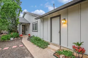 9469 Singing Quail Dr, Austin, TX 78758 - Photo 4