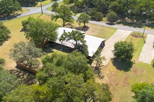 202 Canyon Wren Dr, Buda, TX 78610 - Photo 34