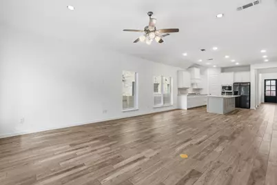 701 Tradewinds Way, Georgetown, TX 78628 - Photo 4