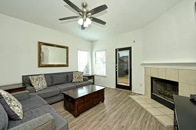 11816 Bastrop Street, Manor, TX 78653 - Photo 10