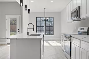 109 Sweet Clover Wy, Johnson City, TX 78636 - Photo 6