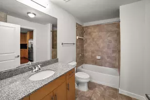 360 Nueces St, Austin, TX 78701 - Photo 20