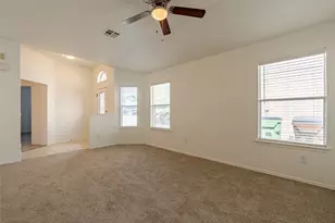 12905 Thomas Jefferson St, Manor, TX 78653 - Photo 4