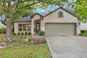 111 Brazos Dr, Georgetown, TX 78628 - Photo 2