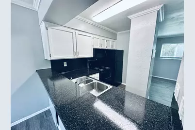 3702 S Second Street #118, Austin, TX 78704 - Photo 4