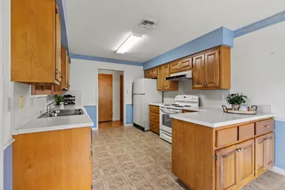 108 Tanglewood Drive, Fredericksburg, TX 78624 - Photo 4