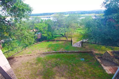 20704 E Lakeshore Drive, Spicewood, TX 78669 - Photo 22