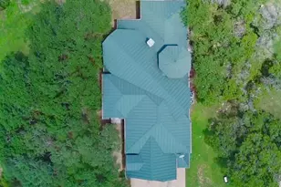 20704 E Lakeshore Dr, Spicewood, TX 78669 - Photo 2