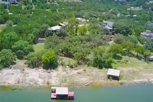 20704 E Lakeshore Dr, Spicewood, TX 78669 - Photo 34