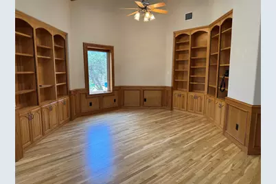 20704 E Lakeshore Drive, Spicewood, TX 78669 - Photo 38