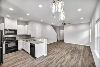 207 Peruna Drive, Marble Falls, TX 78654 - Photo 10