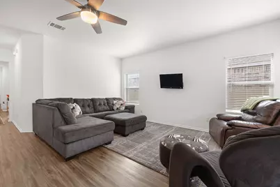 104 Blue Blaze Trail, Georgetown, TX 78628 - Photo 8