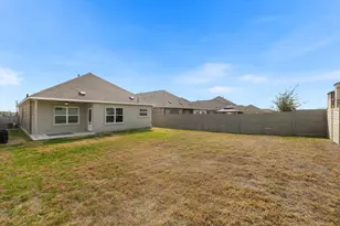 104 Blue Blaze Trl, Georgetown, TX 78628 - Photo 24