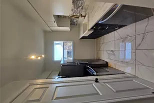 6903 Deatonhill Dr, Austin, TX 78745 - Photo 24