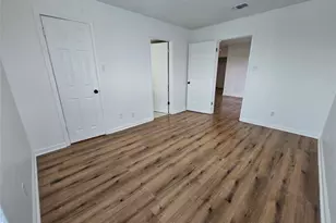 6903 Deatonhill Dr, Austin, TX 78745 - Photo 18