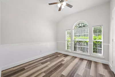 1910 Oaklawn Drive, Taylor, TX 76574 - Photo 24