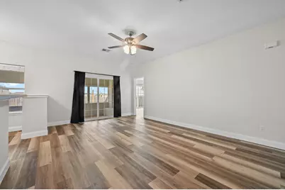 1910 Oaklawn Drive, Taylor, TX 76574 - Photo 14