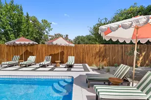 308 E Travis St, Fredericksburg, TX 78624 - Photo 32
