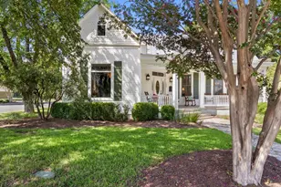 308 E Travis St, Fredericksburg, TX 78624 - Photo 1