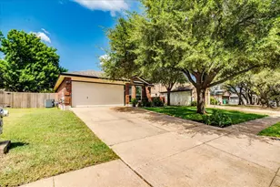 1327 Rosie Ln, Cedar Park, TX 78613 - Photo 2